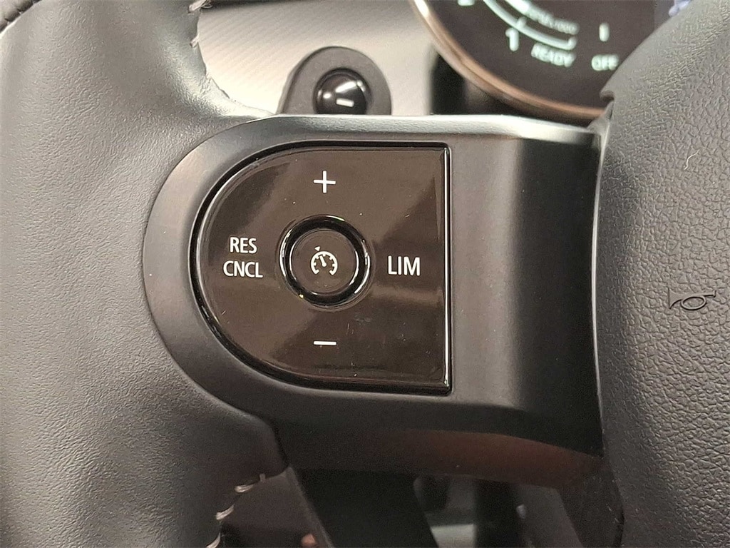 Thumbnail: 2023 MINI Cooper Convertible - 18