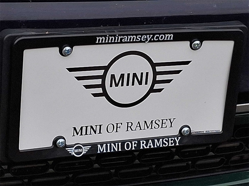 Thumbnail: 2023 MINI Cooper Hardtop - 30