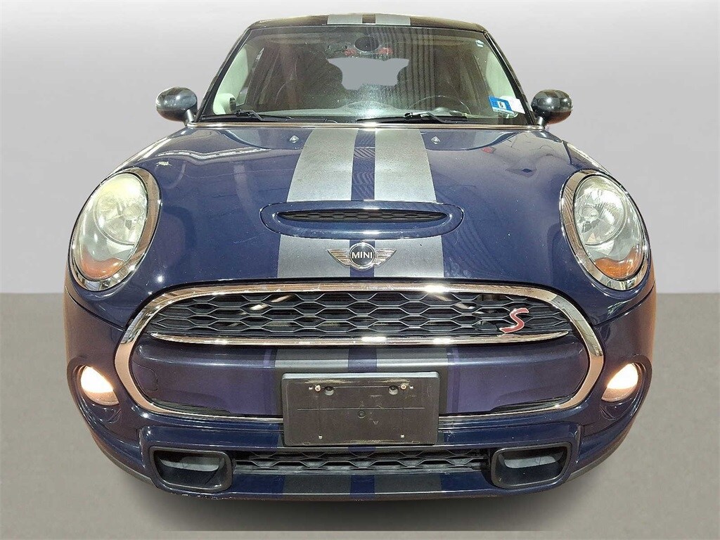2015 Mini Cooper Hardtop S photo 2