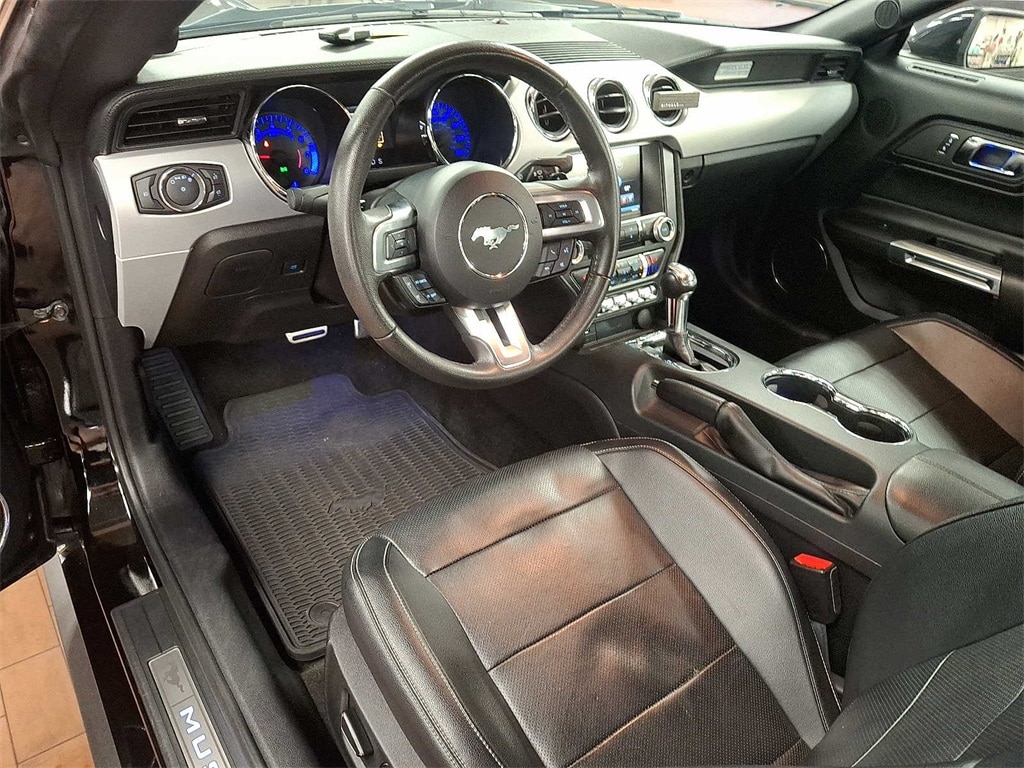 Thumbnail: 2015 Ford Mustang - 10