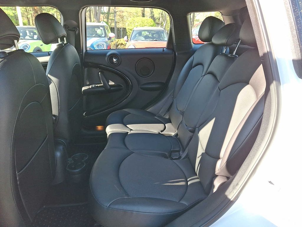 Thumbnail: 2015 MINI Cooper Countryman - 9