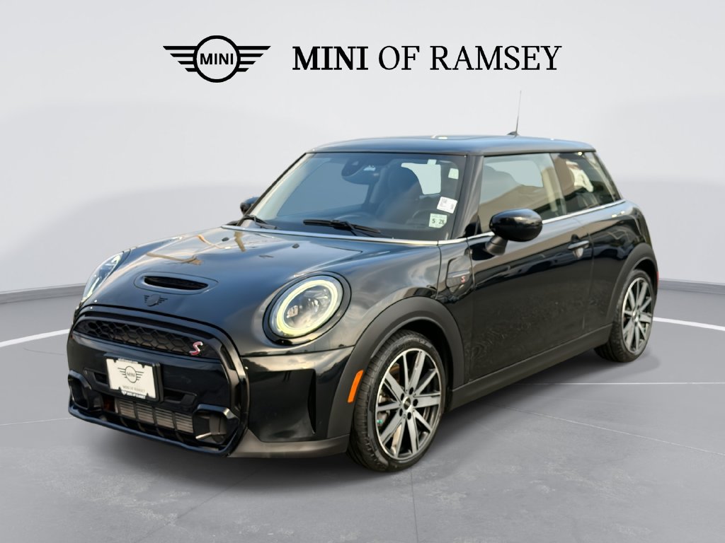 2024 MINI Hardtop 2 Door