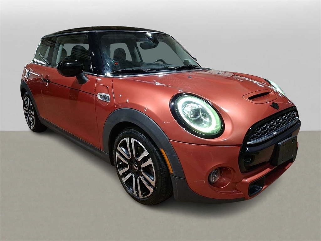 Thumbnail: 2021 MINI Cooper Hardtop - 3