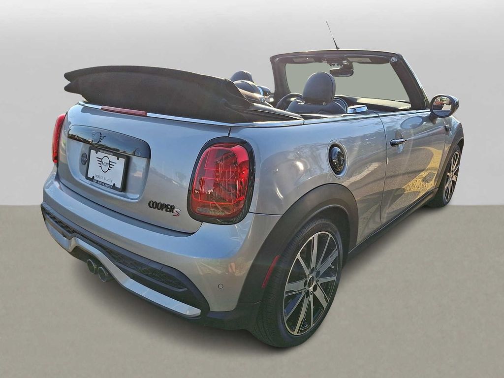 Thumbnail: 2024 MINI Cooper Convertible - 4