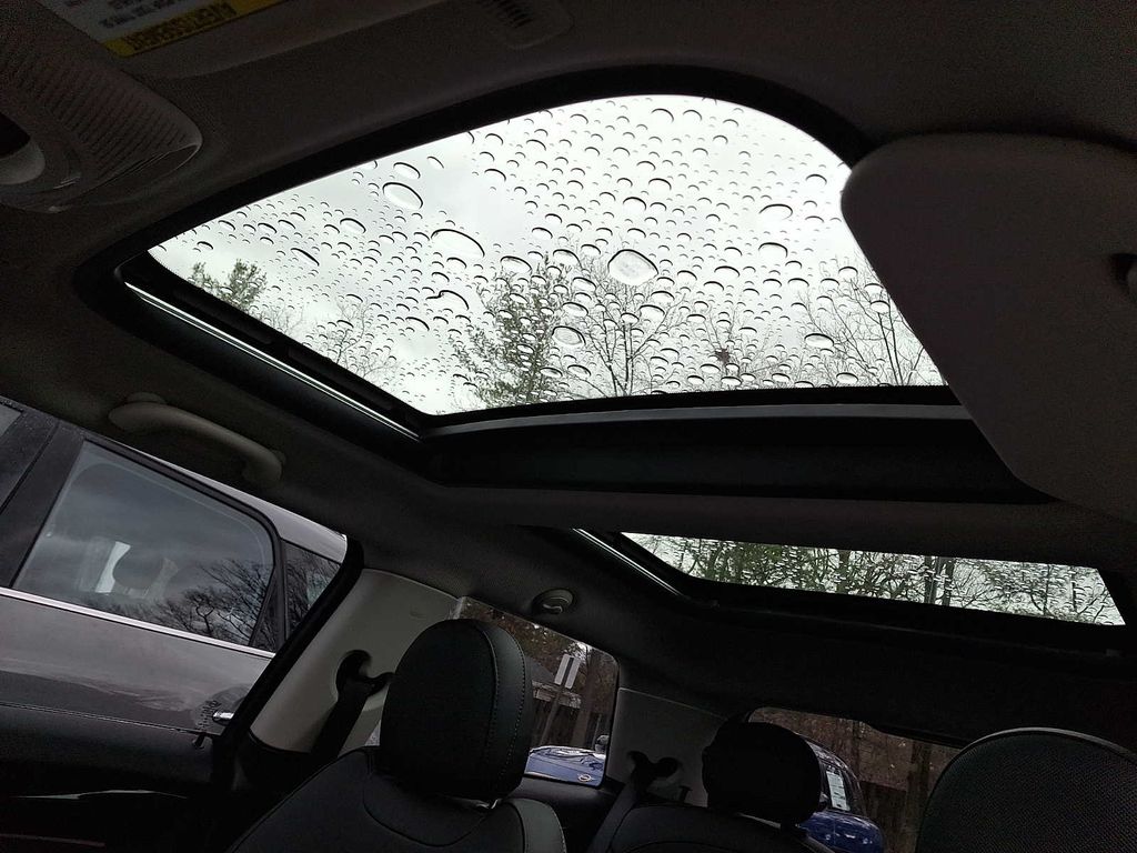 Thumbnail: 2023 MINI Cooper Hardtop - 11