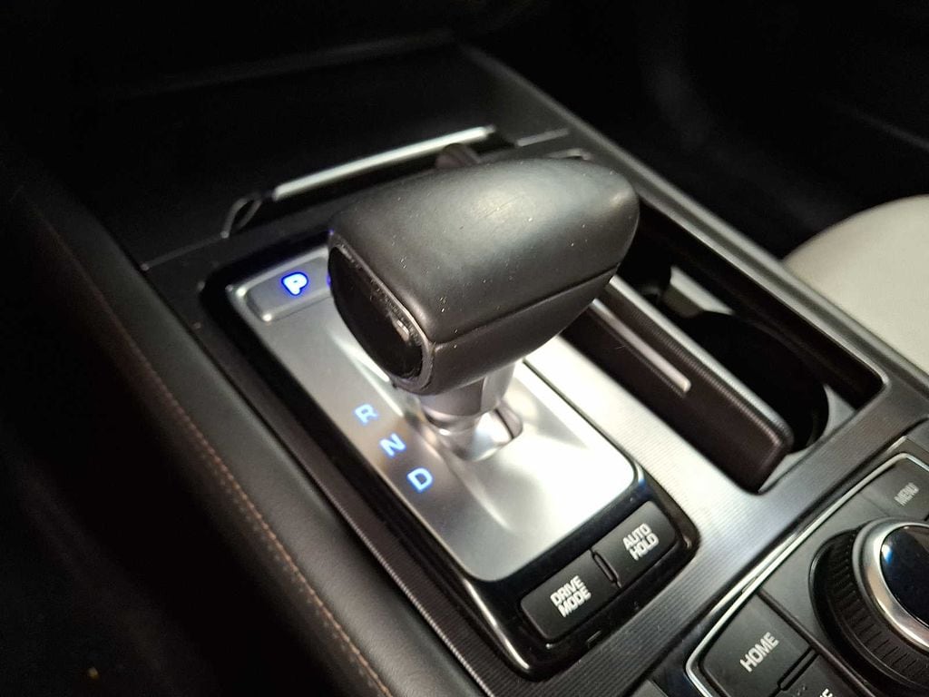 Thumbnail: 2018 Genesis G80 - 14