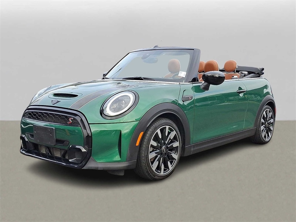 2022 MINI Convertible S's photo