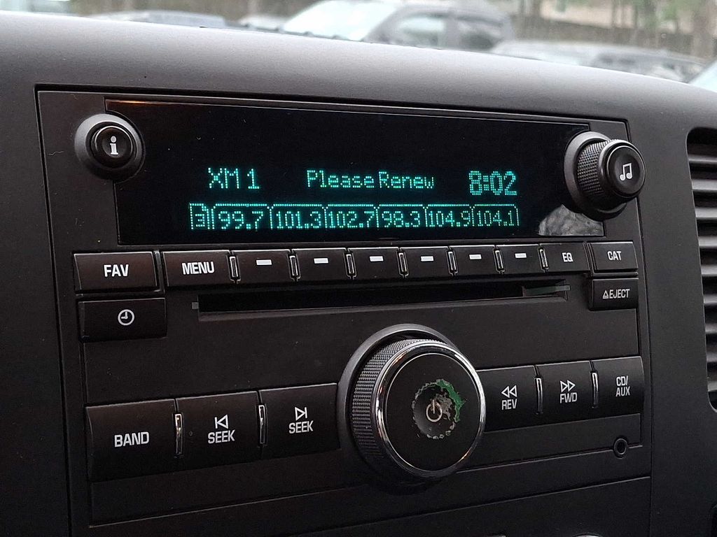 Thumbnail: 2011 GMC Sierra 1500 - 15