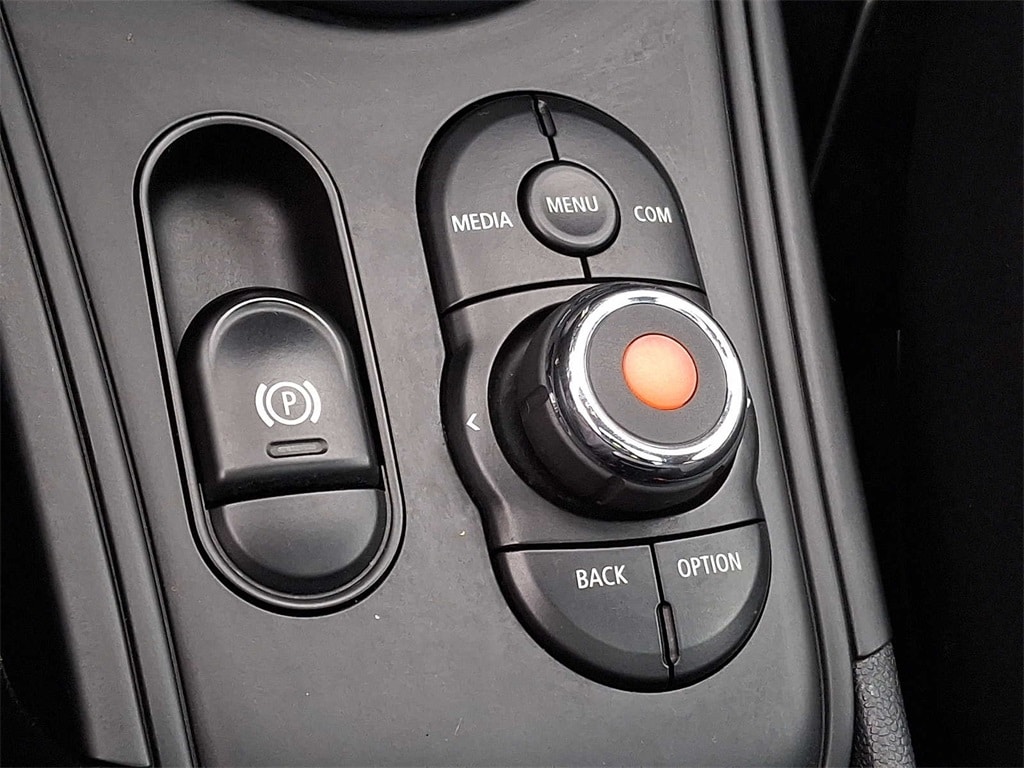 Thumbnail: 2019 MINI Cooper Countryman - 21