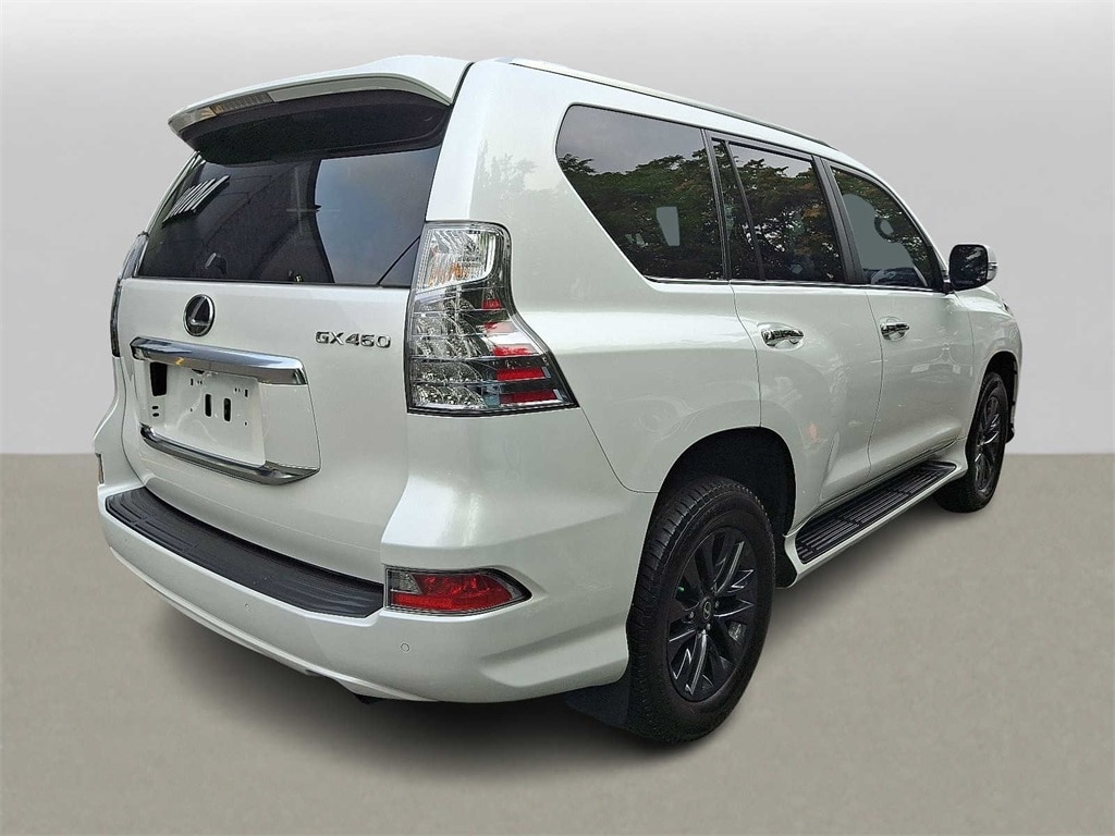 Thumbnail: 2023 Lexus GX - 4