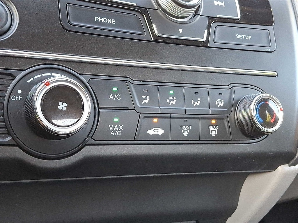 Thumbnail: 2015 Honda Civic - 15