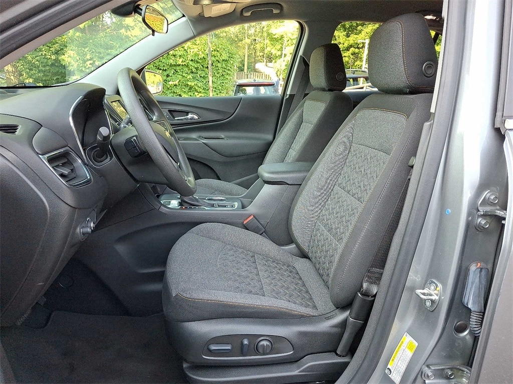 Thumbnail: 2023 Chevrolet Equinox - 11