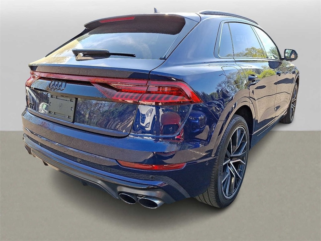 Thumbnail: 2022 Audi SQ8 - 4