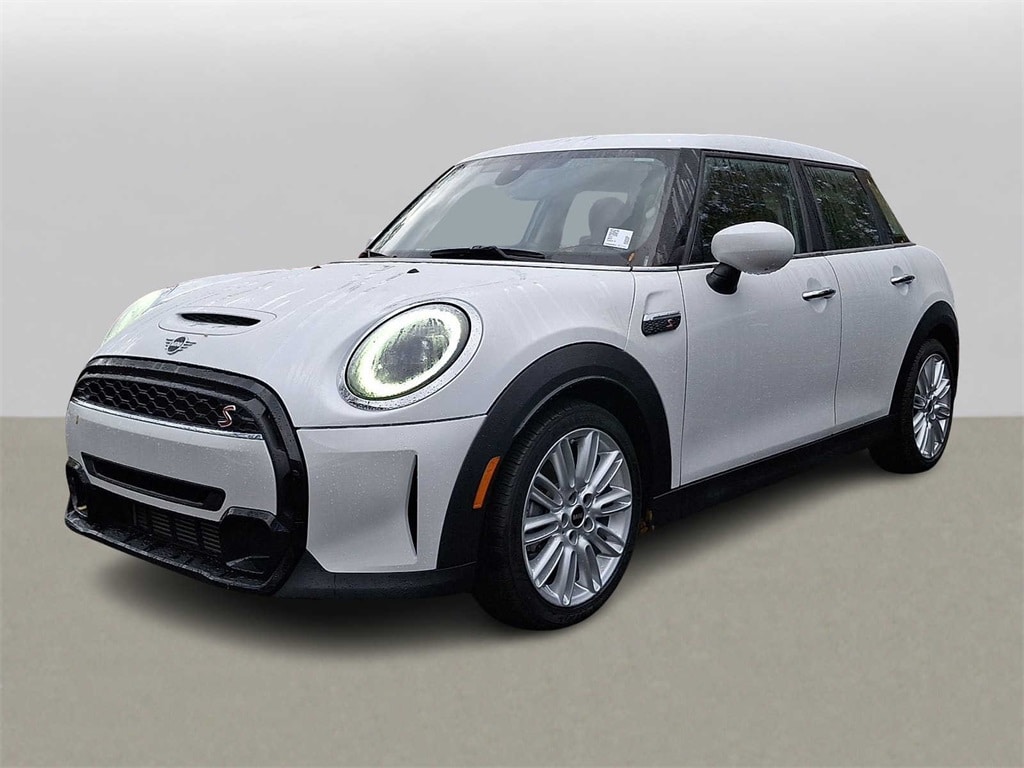 Thumbnail: 2024 MINI Cooper Hardtop - 1