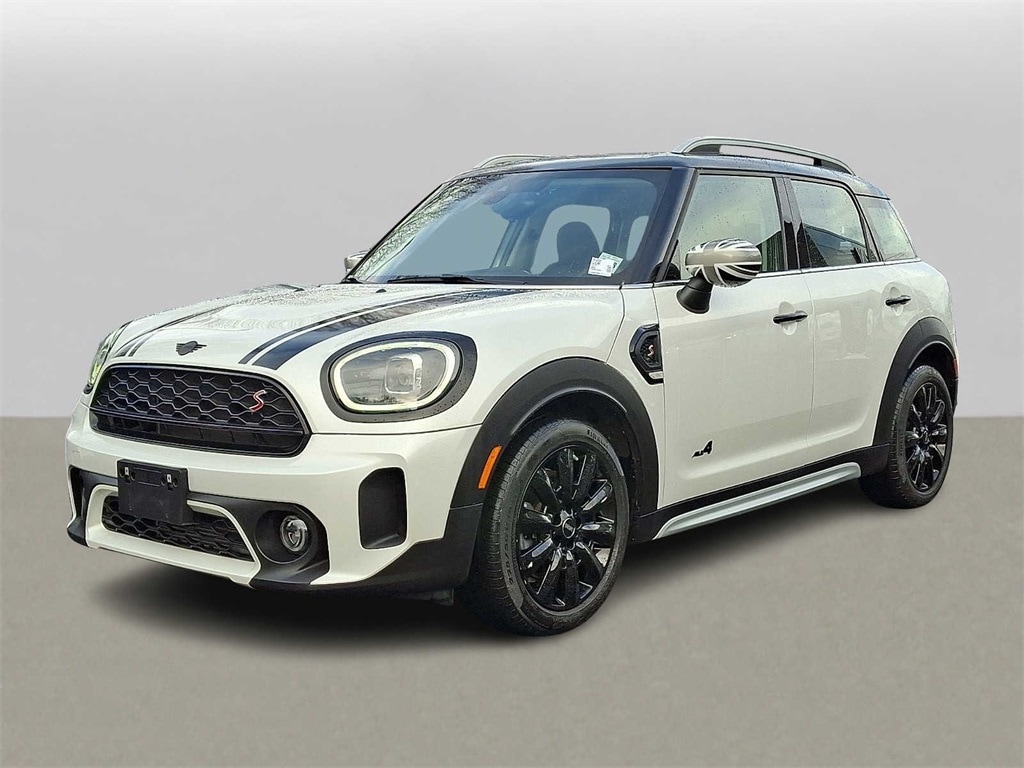 2024 MINI Countryman S's photo