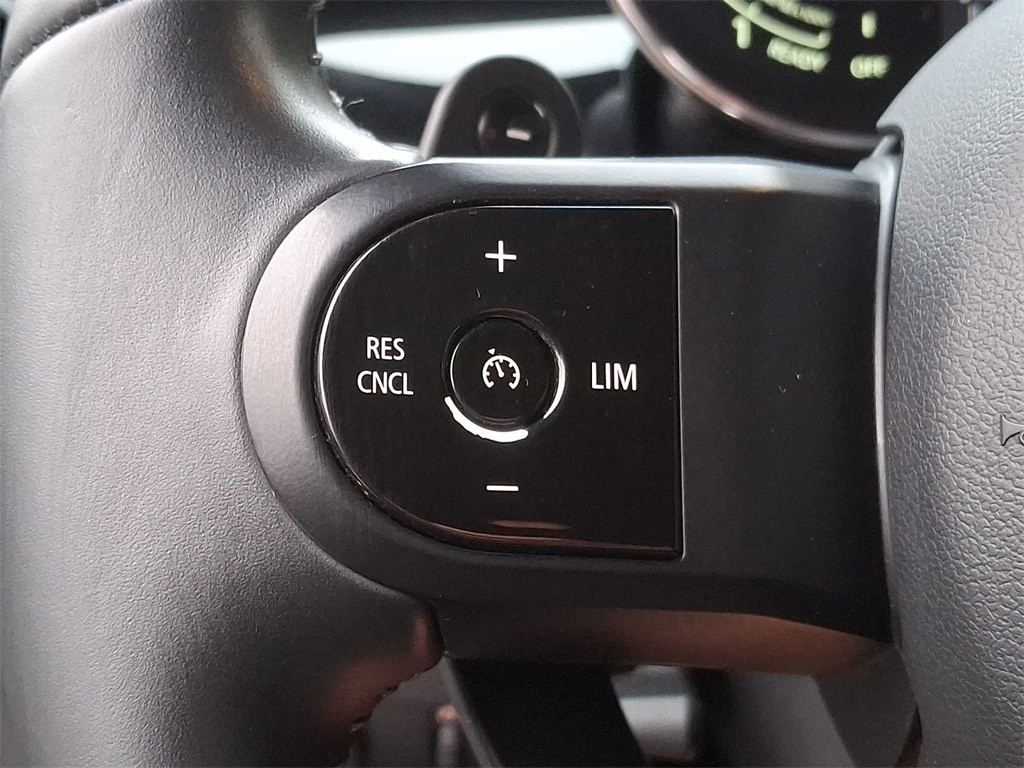 Thumbnail: 2024 MINI Cooper Convertible - 17