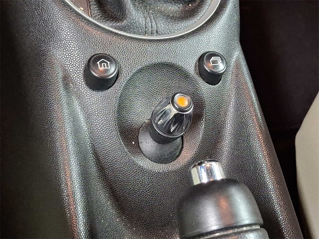 2013 MINI Cooper Base 22
