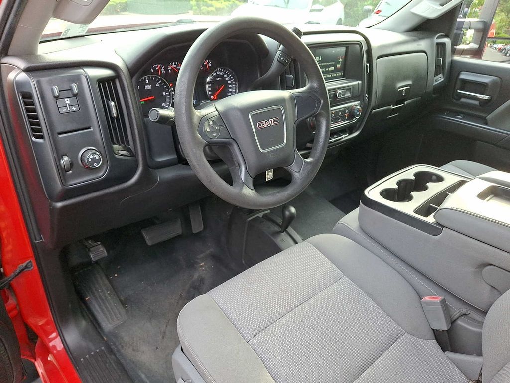 Thumbnail: 2016 GMC Sierra 3500 - 10