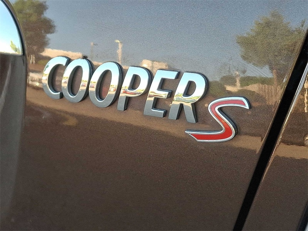 Thumbnail: 2011 MINI Cooper - 23