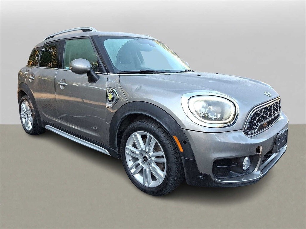 2018 Mini Cooper S E photo 3