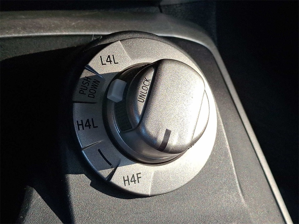 Thumbnail: 2012 Toyota 4Runner - 22