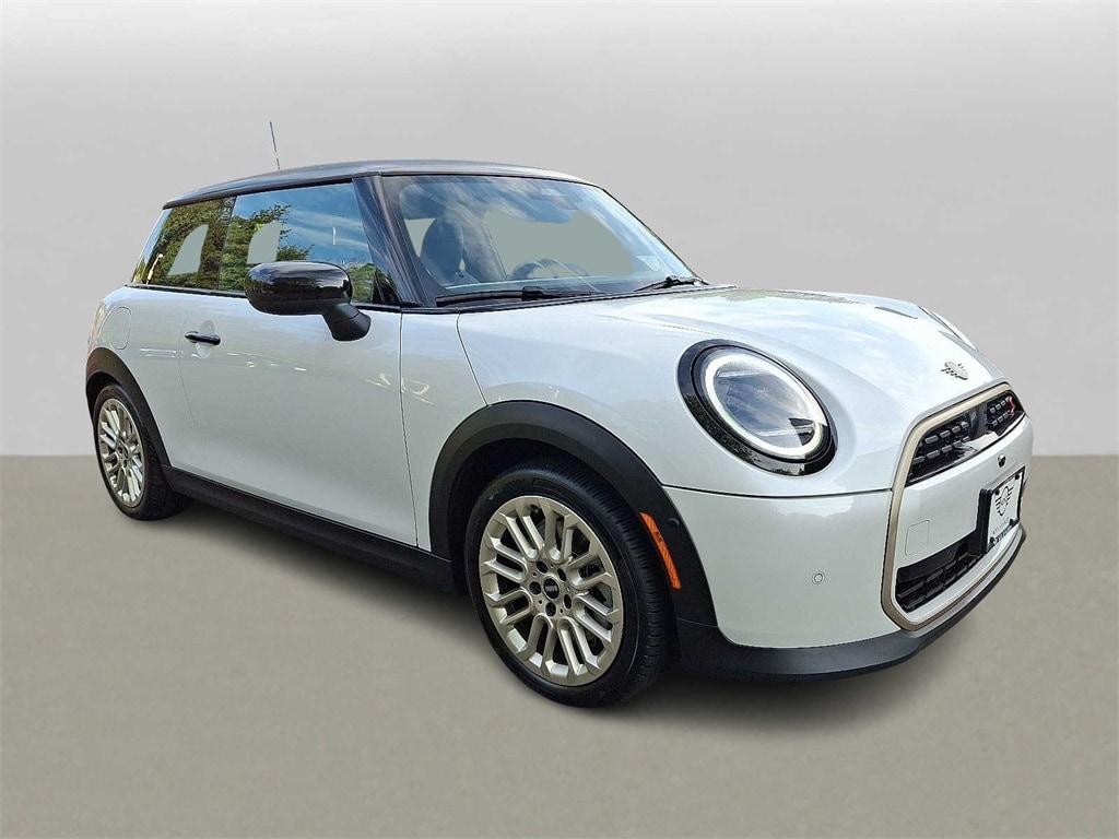 Thumbnail: 2025 MINI Cooper Hardtop - 3
