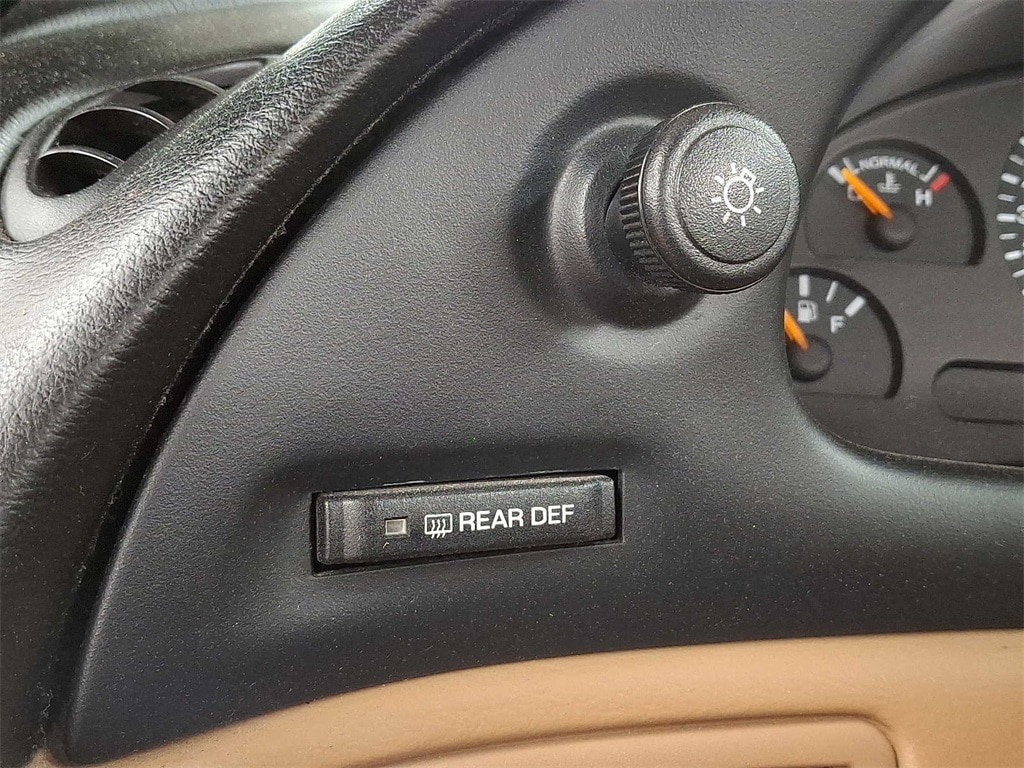 Thumbnail: 1996 Ford Mustang - 22