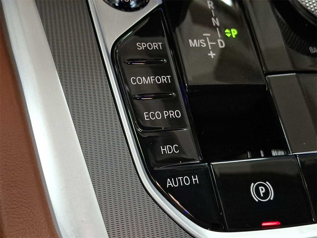 Thumbnail: 2022 BMW X6 - 23