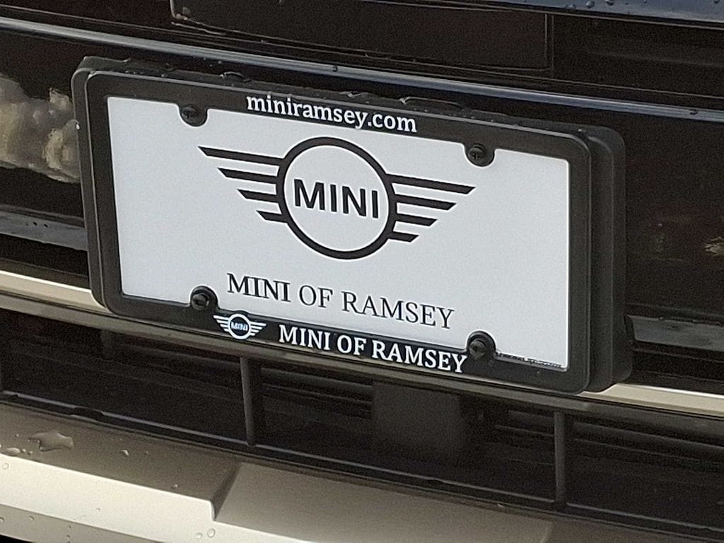 Thumbnail: 2014 MINI Cooper Countryman - 28