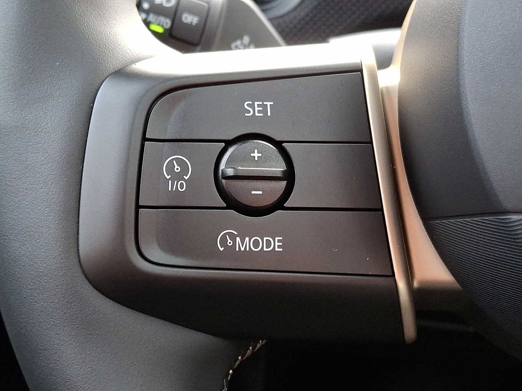 Thumbnail: 2025 MINI Cooper Hardtop - 17