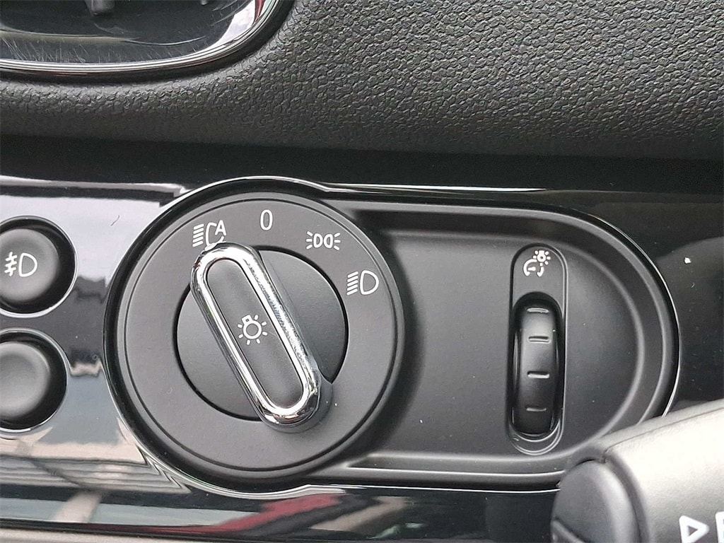 Thumbnail: 2023 MINI Cooper Countryman - 21