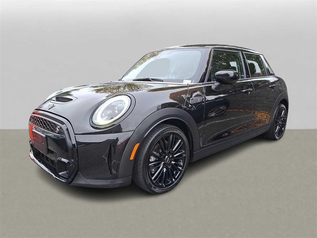 Thumbnail: 2024 MINI Cooper Hardtop - 1
