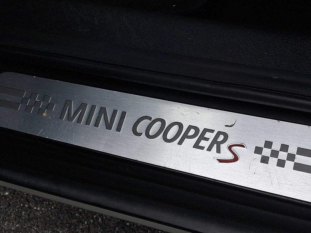 Thumbnail: 2015 MINI Cooper Countryman - 24