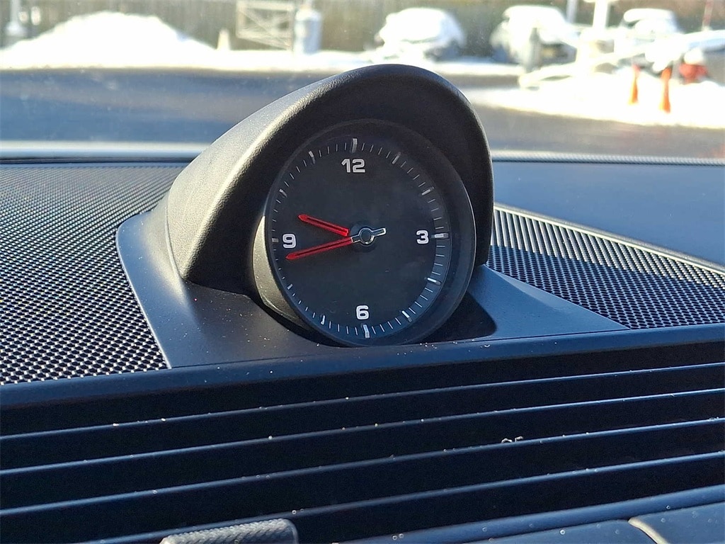 Thumbnail: 2018 Porsche Panamera - 20