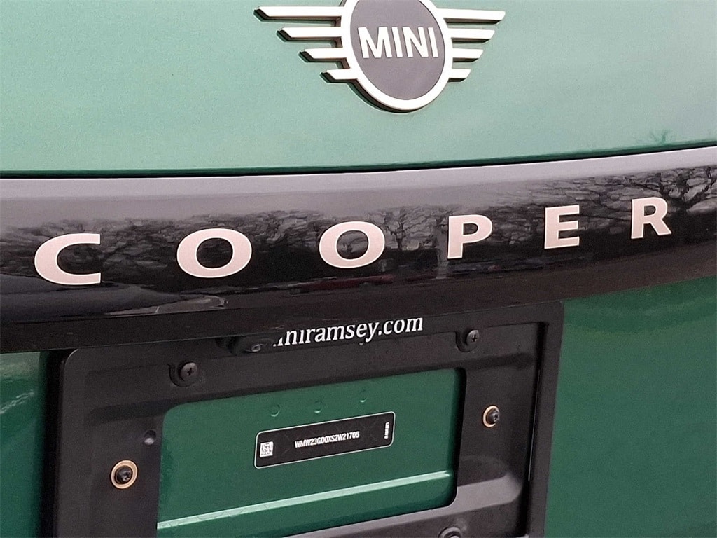 Thumbnail: 2025 MINI Cooper Hardtop - 28