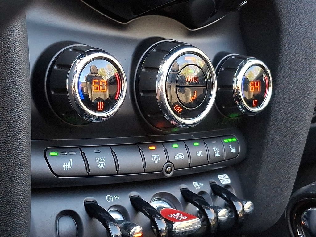 Thumbnail: 2019 MINI Cooper Convertible - 13