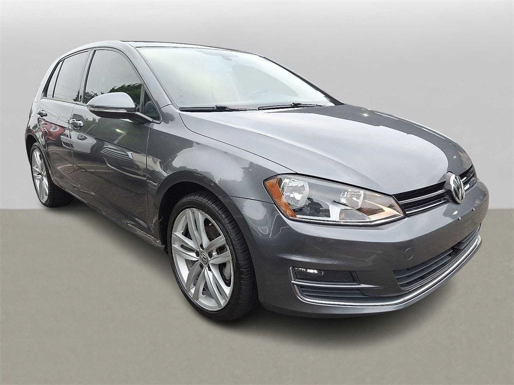 Thumbnail: 2017 Volkswagen Golf - 3