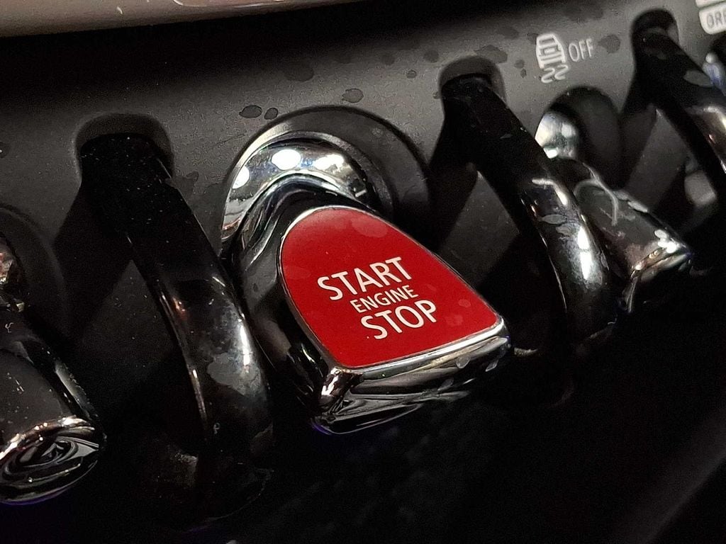 Thumbnail: 2018 MINI Cooper Countryman - 22