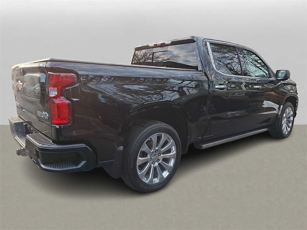 Thumbnail: 2021 Chevrolet Silverado 1500 - 3