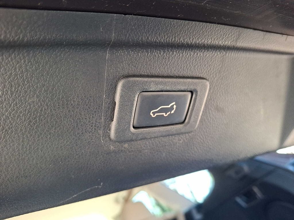 Thumbnail: 2019 Subaru Outback - 26