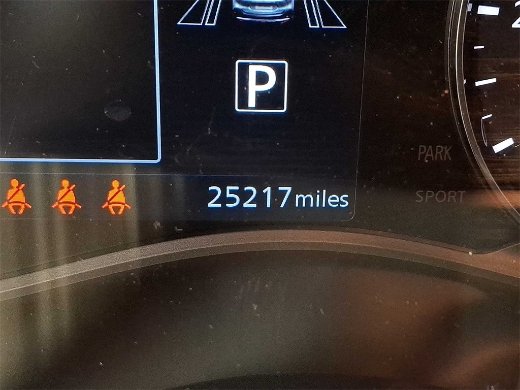 Thumbnail: 2021 Nissan Kicks - 16
