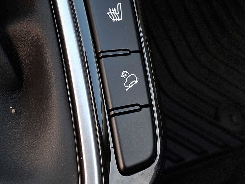 2024 Kia Seltos EX - Photo 23