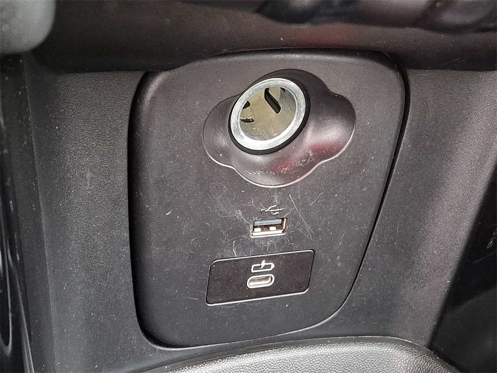 Thumbnail: 2023 MINI Cooper Hardtop - 22