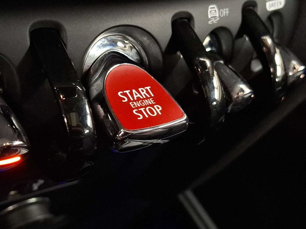 Thumbnail: 2020 MINI Cooper Countryman - 18