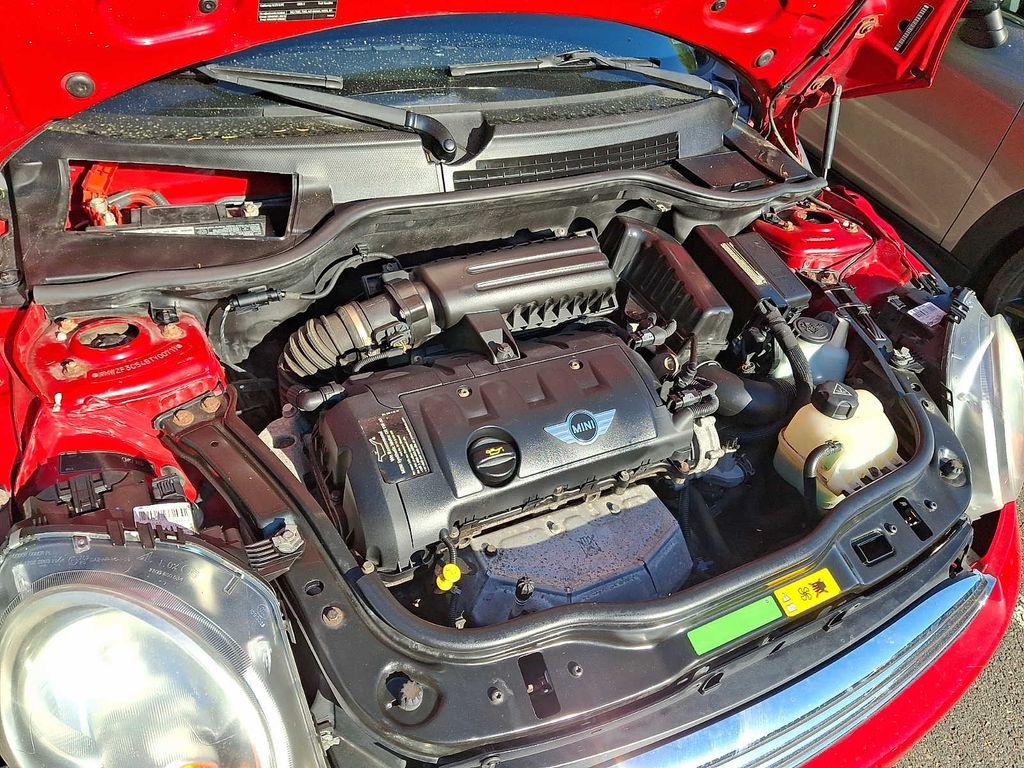 Thumbnail: 2011 MINI Cooper Clubman - 24