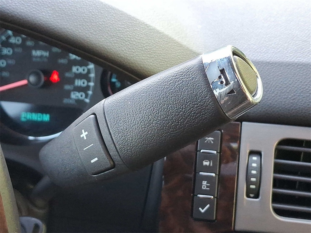 Thumbnail: 2014 GMC Yukon - 14