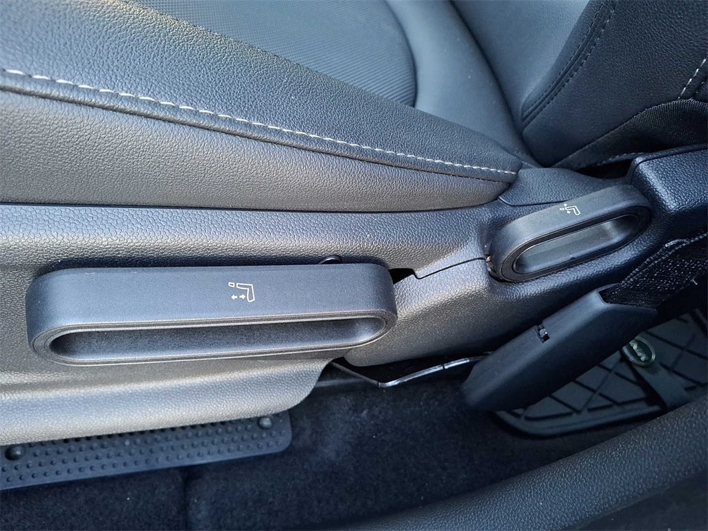 Thumbnail: 2023 MINI Cooper Countryman - 10