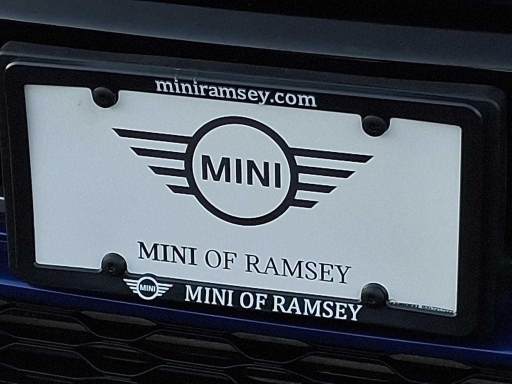 Thumbnail: 2020 MINI Cooper Hardtop - 27