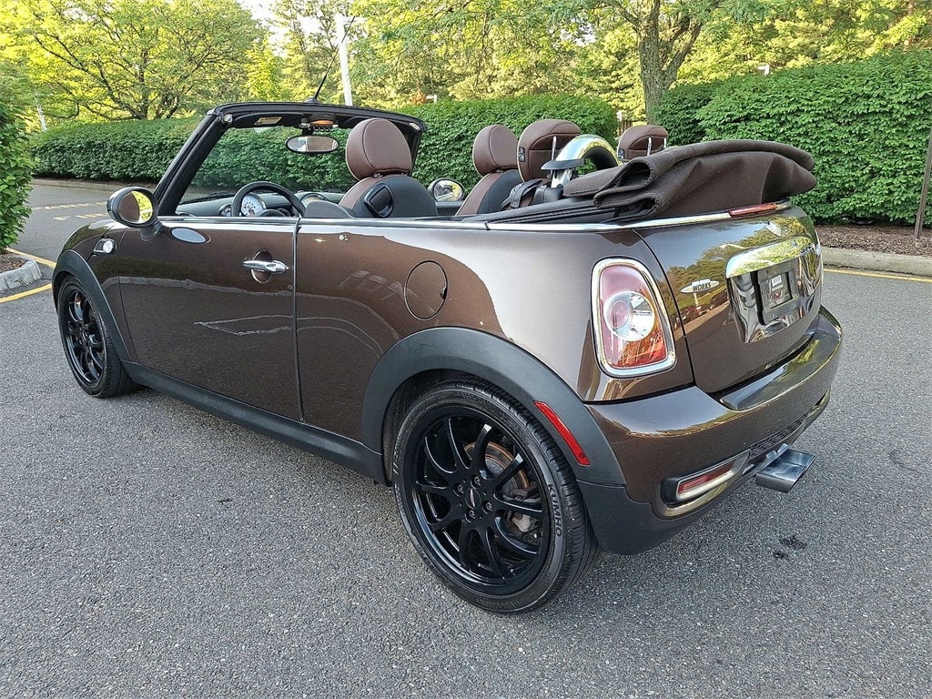 Thumbnail: 2011 MINI Cooper - 21
