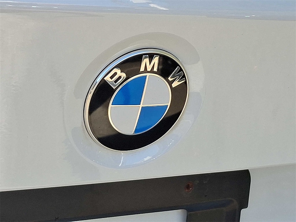 Thumbnail: 2015 BMW 3 Series - 29